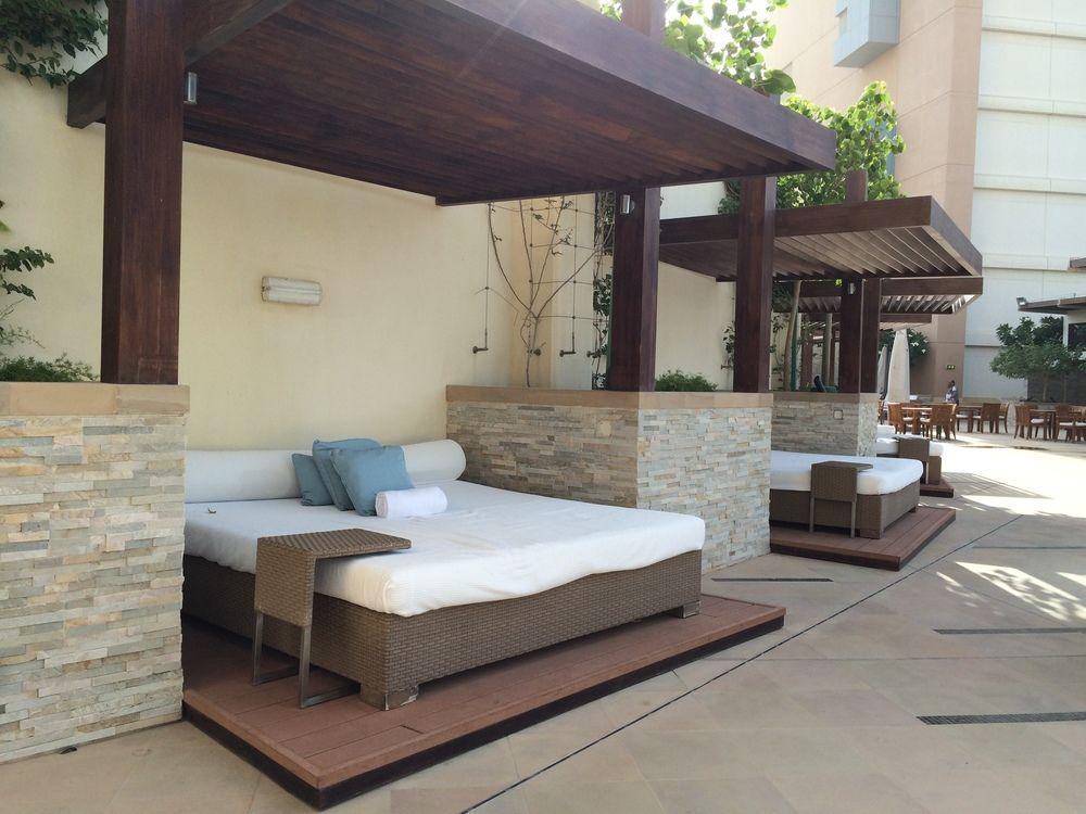 Le Meridien City Centre Bahrain Manama Exterior photo Cabana at the Wynn Las Vegas